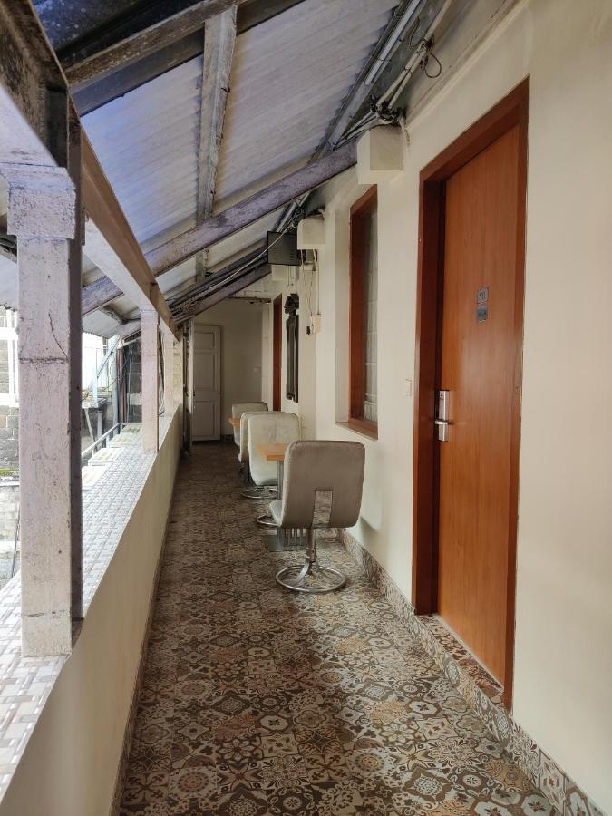 Capital Hotel Mumbai Exteriör bild